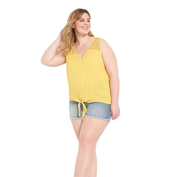 Lane Bryant Womens Tie Front Blouse Lace Detail Yellow Faux Button Up Size 20 - Picture 2 of 13